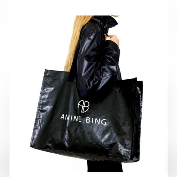 Anine Bing Dawson Sport Tote NWT SOLD OUT STYLE - Picture 3 of 8